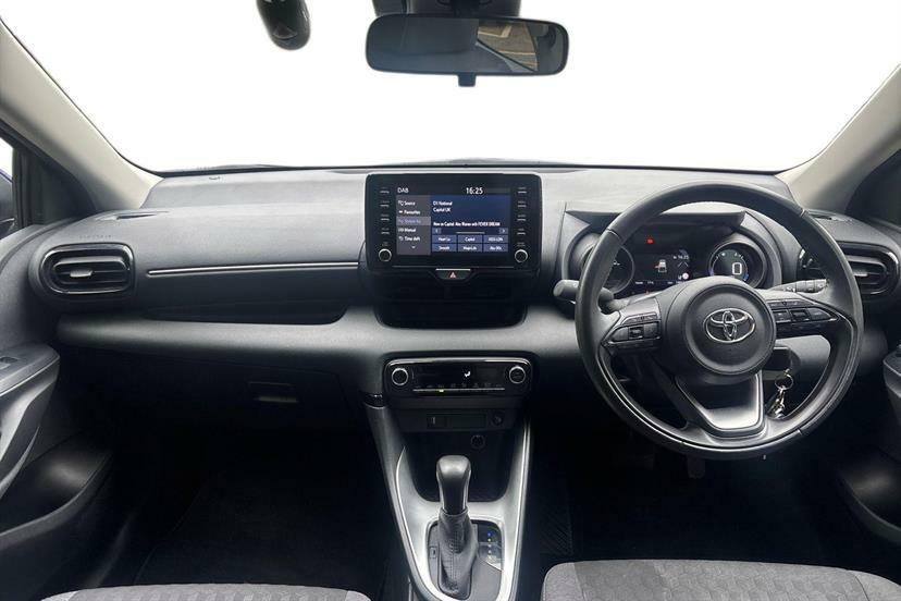 Toyota Yaris 1.5 Hybrid Design Cvt FD23DUU Blue #5