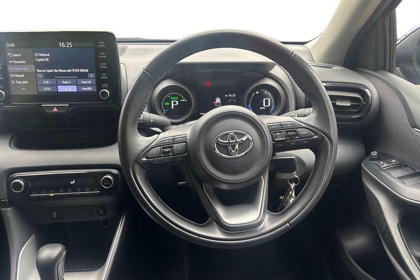 Toyota Yaris 1.5 Hybrid Design Cvt FD23DUU Blue #6