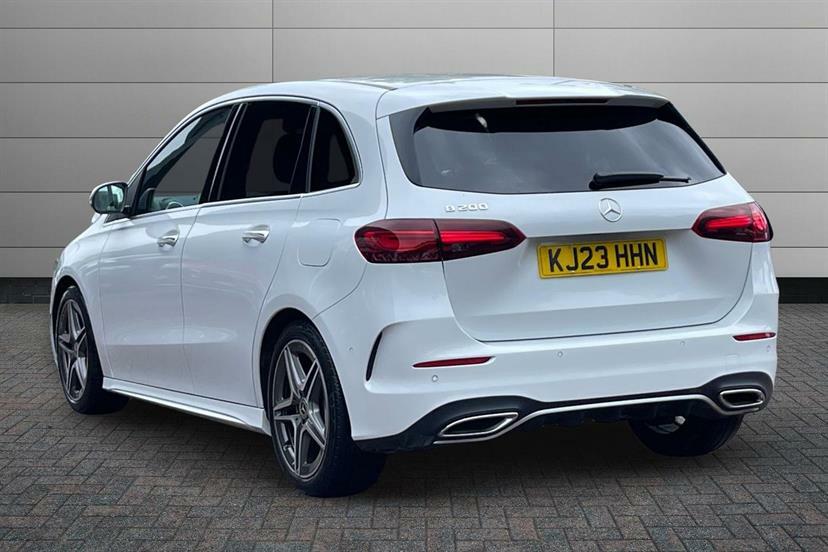 Mercedes-Benz B Class B200 Amg Line Executive KJ23HHN White #2