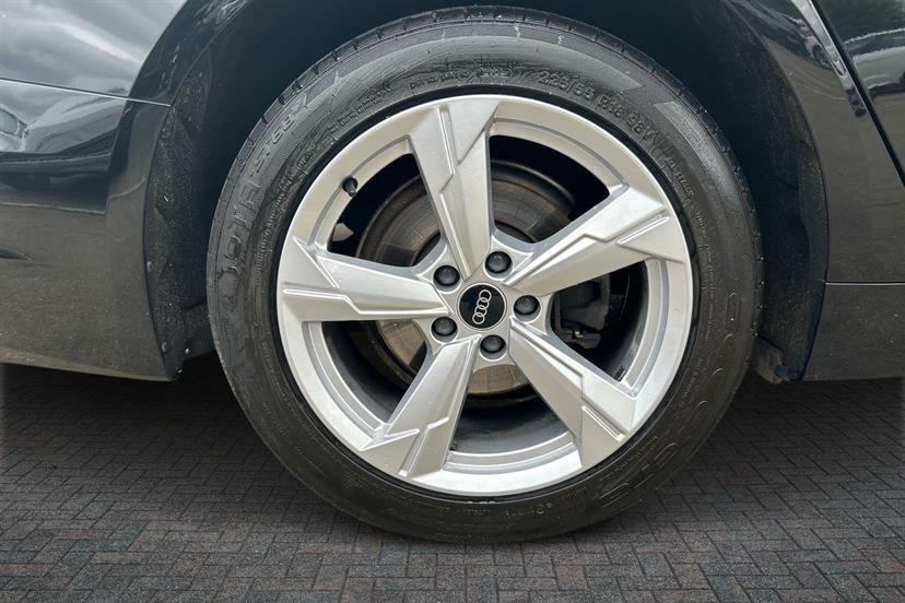 Audi A6 40 Tfsi Sport S Tronic Tech Pack AV72UAX Black #5