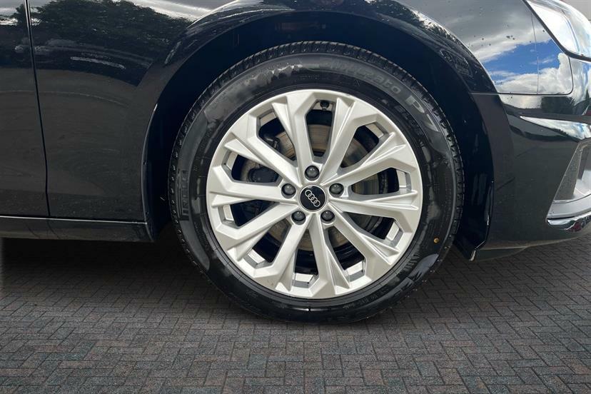 Audi A4 35 Tfsi Technik S Tronic YD23BWU Black #5