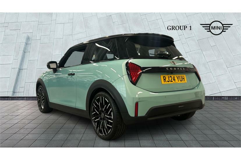 Mini Hatch 2.0 S Exclusive RJ24YUH Green #2