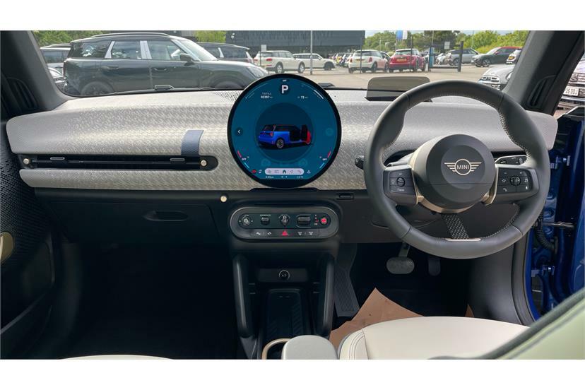Mini Hatch 135Kw E Exclusive 41Kwh AO75EMF Blue #4