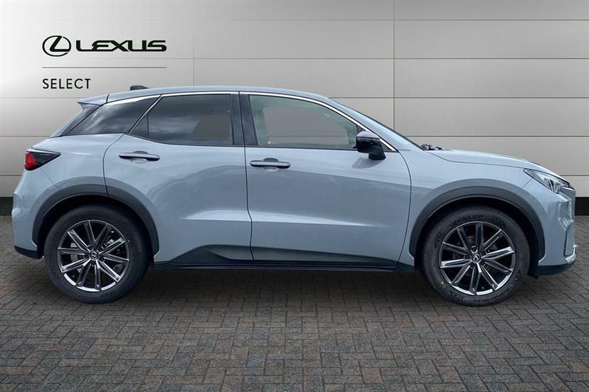 Lexus LBX 1.5 Premium Plus E-cvt GX74ZHP Grey #4