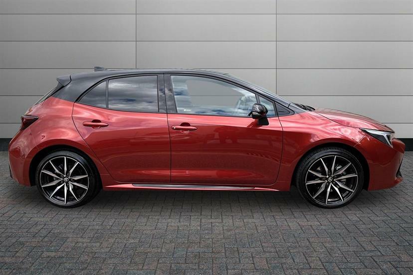 Toyota Corolla 2.0 Hybrid 178 Gr Sport Cvt Bi-tone Black #4