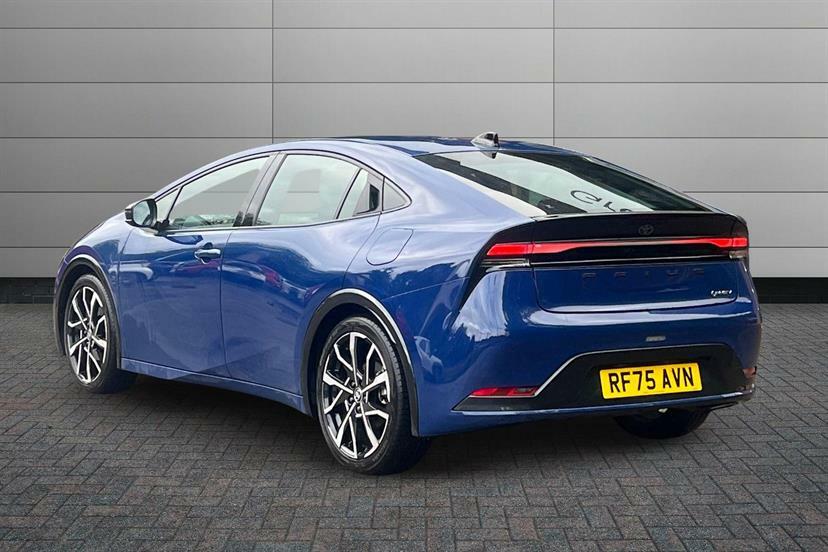 Toyota Prius 2.0 Phev Excel Cvt RF75AVN #4