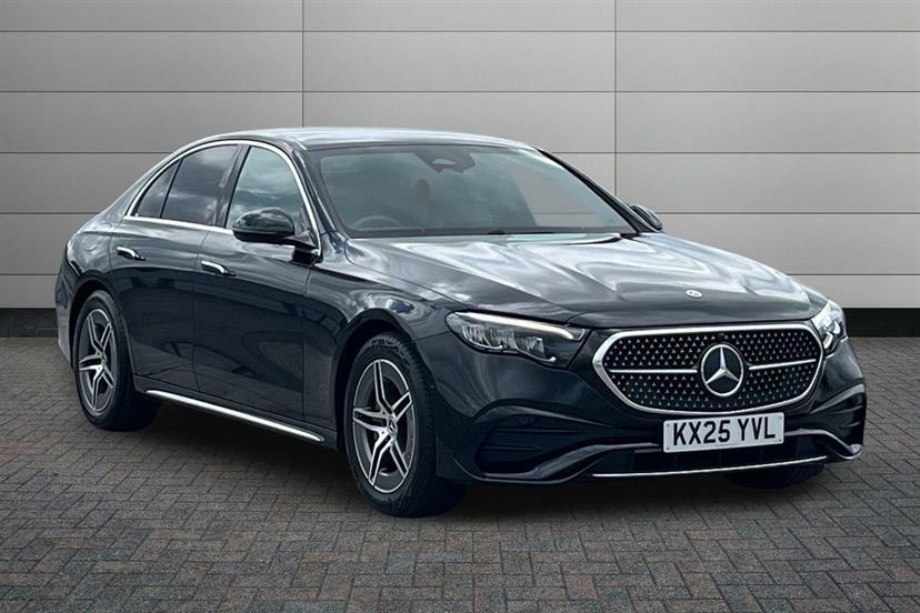 Mercedes-Benz E Class E200 Amg Line 9G-tronic Black