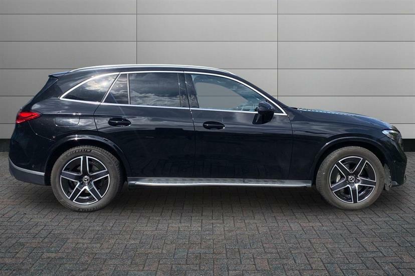 Mercedes-Benz GLC Class 300 4Matic Amg Line 9G-tronic KM73JKE Black #3