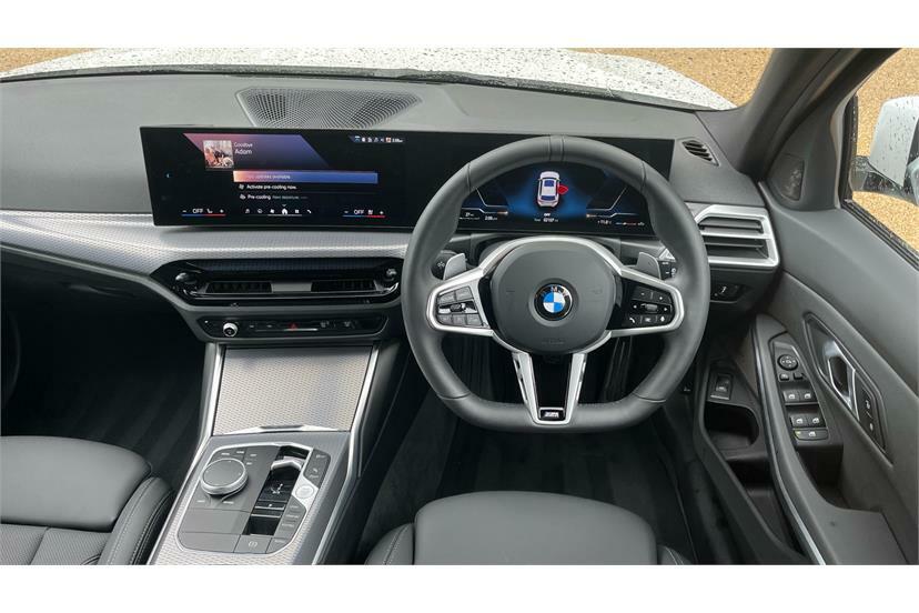 BMW 3 Series 320I M Sport Step AK26BAO White #5