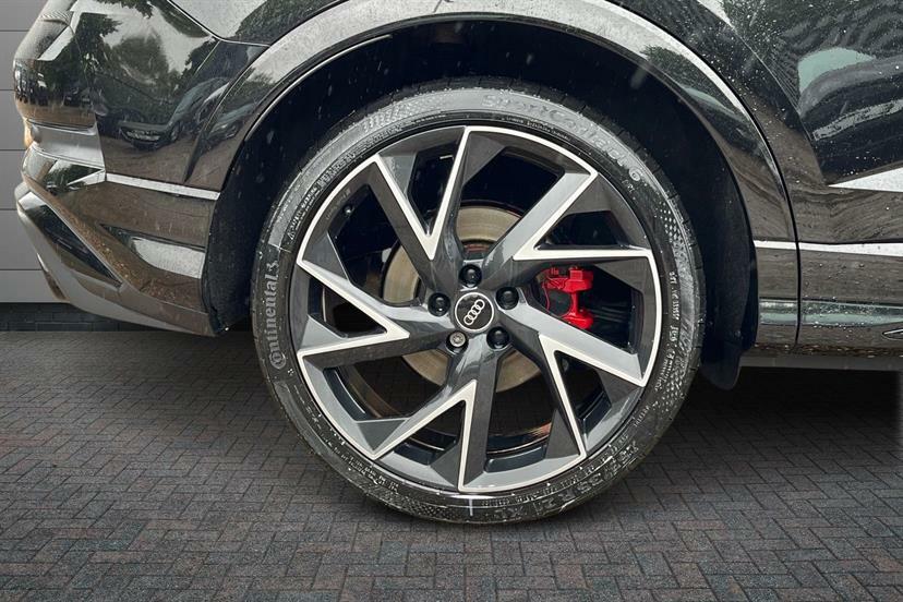 Audi RS Q3 Rs Q3 Tfsi Quattro Vorsprung S Tronic Black #5