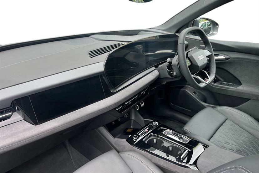 Audi Q6 E-Tron 185Kw 83Kwh Edition 1 DK26WKJ Black #2