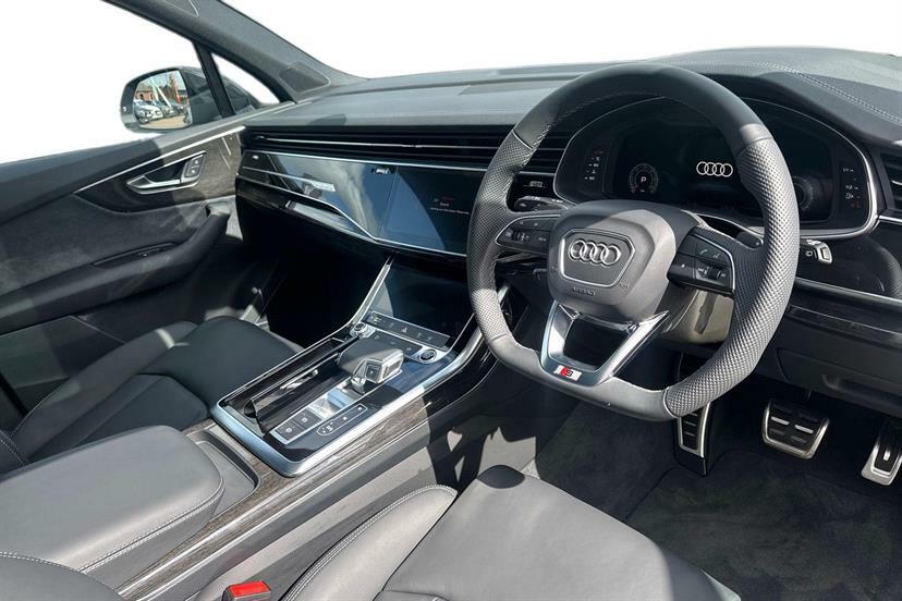 Audi Q7 3.0 Tdi Quattro 231 Black Edition Tiptronic MV26JVL Black #6