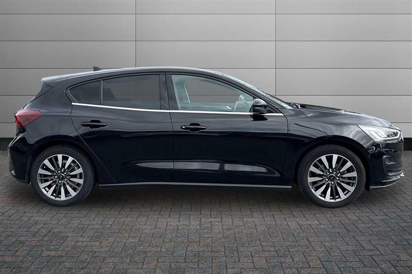 Ford Focus 1.0 Ecoboost Titanium X RA23UTE Black #4