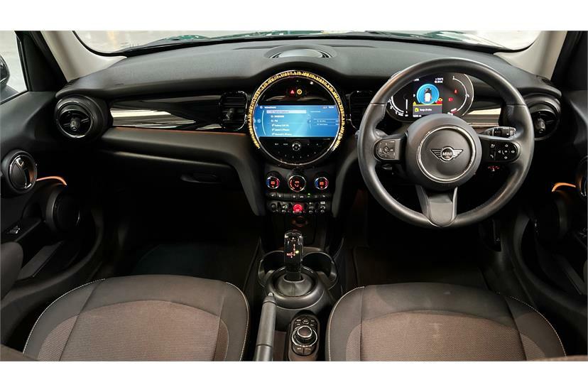 Mini Hatch 1.5 Cooper Classic Comfortnav Pack GY23CDZ Green #4