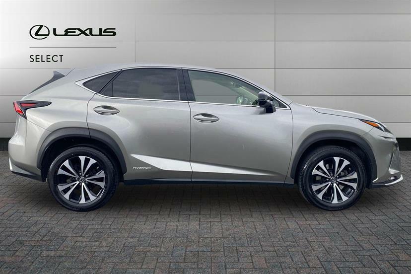 Lexus NX 300H 2.5 Cvt Premium Packpan Roof AY71XEX Silver #4