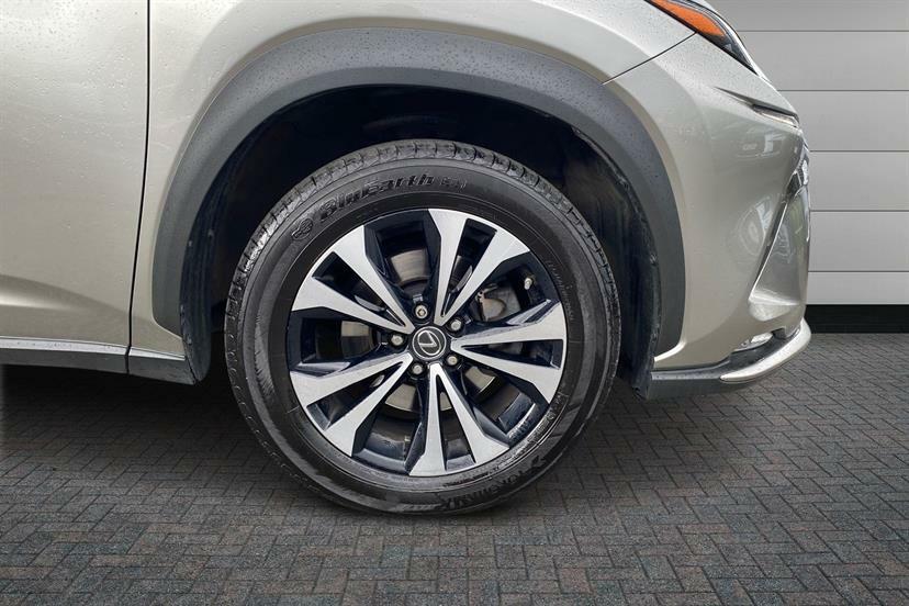 Lexus NX 300H 2.5 Cvt Premium Packpan Roof AY71XEX Silver #5