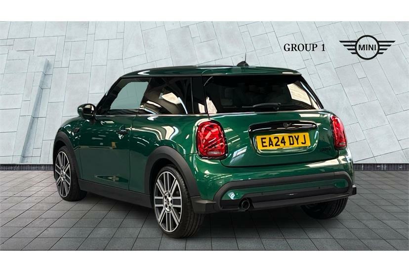 Mini Hatch 1.5 Cooper Exclusive EA24DYJ Green #2