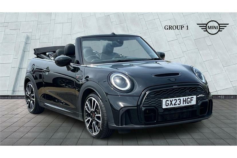 Mini Convertible 2.0 Cooper S Sport II Comfortnav Pack Black