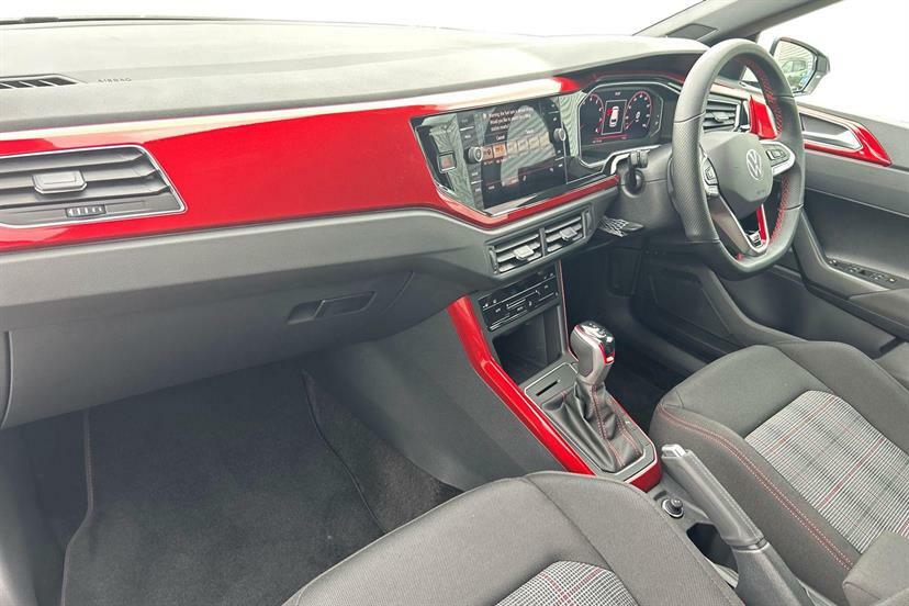 Volkswagen Polo 2.0 Tsi Gti Dsg MC75ZFP White #2