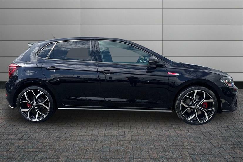 Volkswagen Polo 2.0 Tsi Gti Dsg Black #4