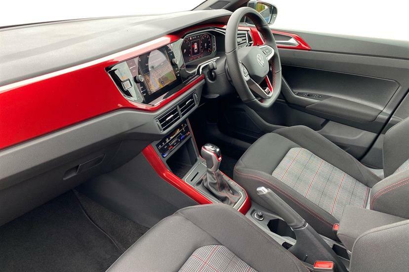 Volkswagen Polo 2.0 Tsi Gti Dsg WU26DWF Black #2