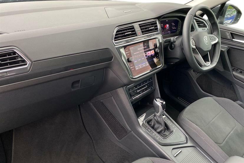 Volkswagen Tiguan 1.5 Tsi 150 Elegance Dsg MH23AET Grey #2