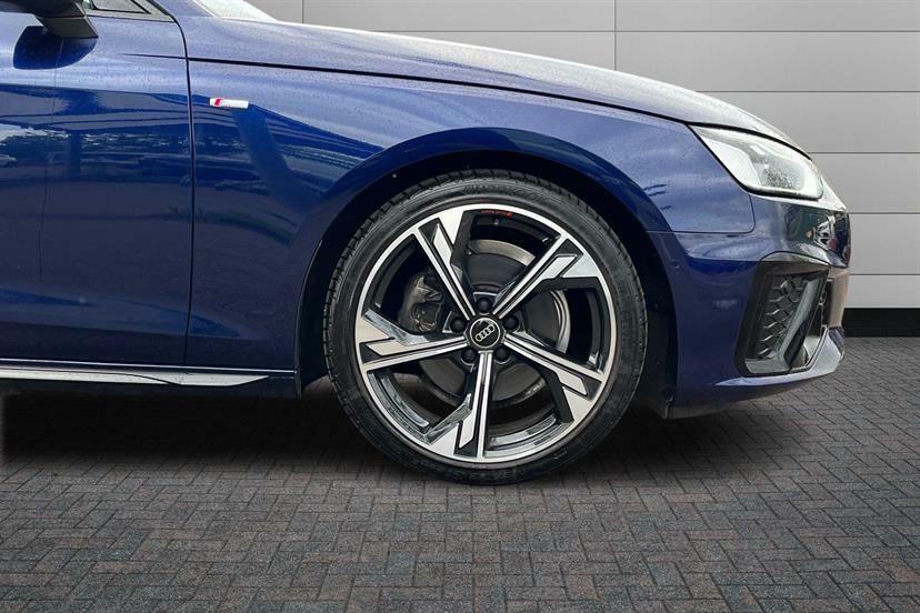 Audi A4 35 Tfsi Black Edition S Tronic Tech Pack FN24LBO Blue #5
