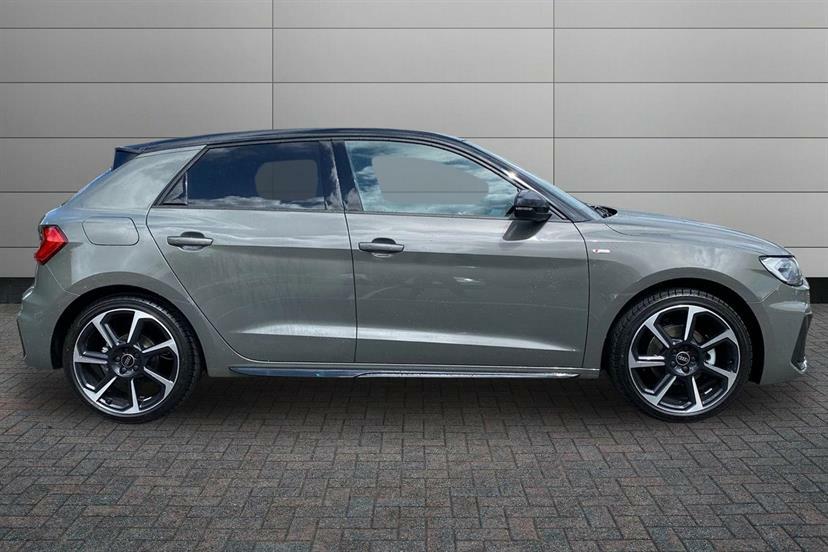 Audi A1 30 Tfsi Black Edition WU26EZL Grey #4