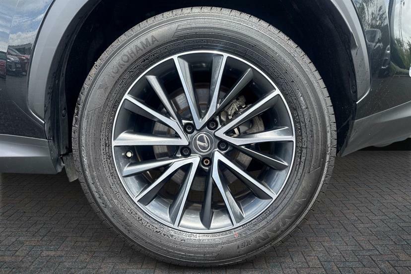 Lexus NX 350H 2.5 E-cvt Premium Pack YR22STX Black #5