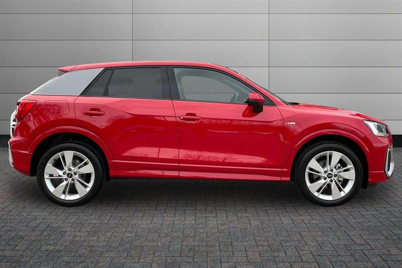Audi Q2 35 Tfsi S Line S Tronic VX26UNZ Red #4