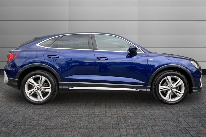Audi Q3 35 Tfsi S Line S Tronic DA73YRM Blue #4