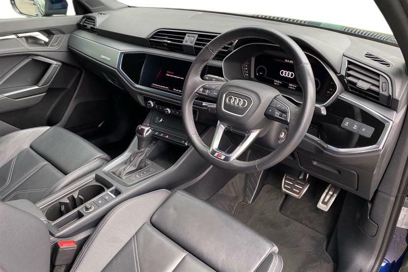 Audi Q3 35 Tfsi S Line S Tronic DA73YRM Blue #6