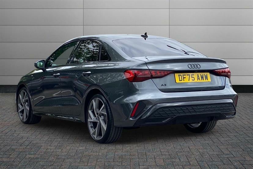 Audi A3 1.5 Tfsi 150 Black Edition S Tronic DF75AWW Grey #3