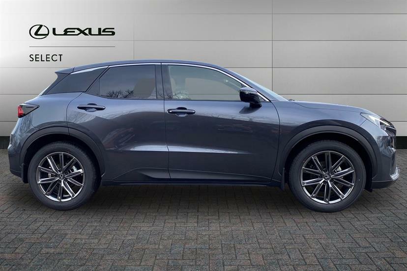 Lexus LBX 1.5 Premium Plus E-cvt FD75PVE Grey #4