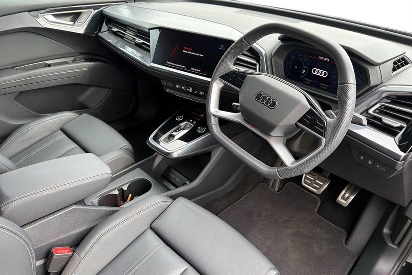 Audi Q4 E Tron 210Kw 45 82Kwh Black Edition Tech Pack YT25AFV Black #6