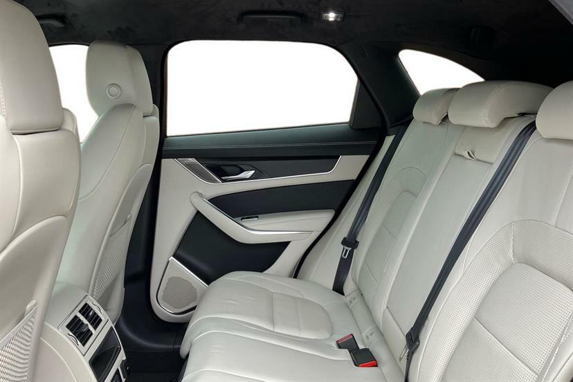 Jaguar F-Pace 2.0 P400e R-dynamic Hse Black 90Th Anniv KW74OPZ Red #4