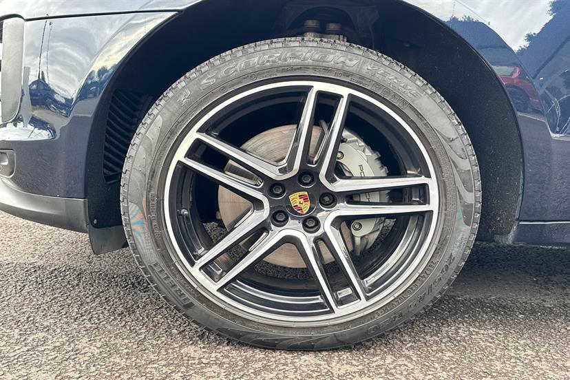 Porsche Macan S Pdk YS70ZNP Blue #6