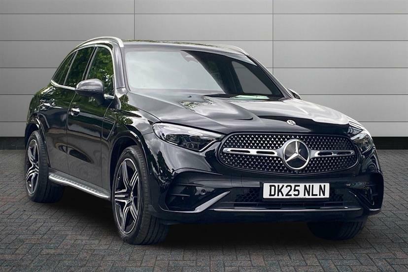 Mercedes-Benz GLC Class 220D 4Matic Amg Line Premium 9G-tronic Black
