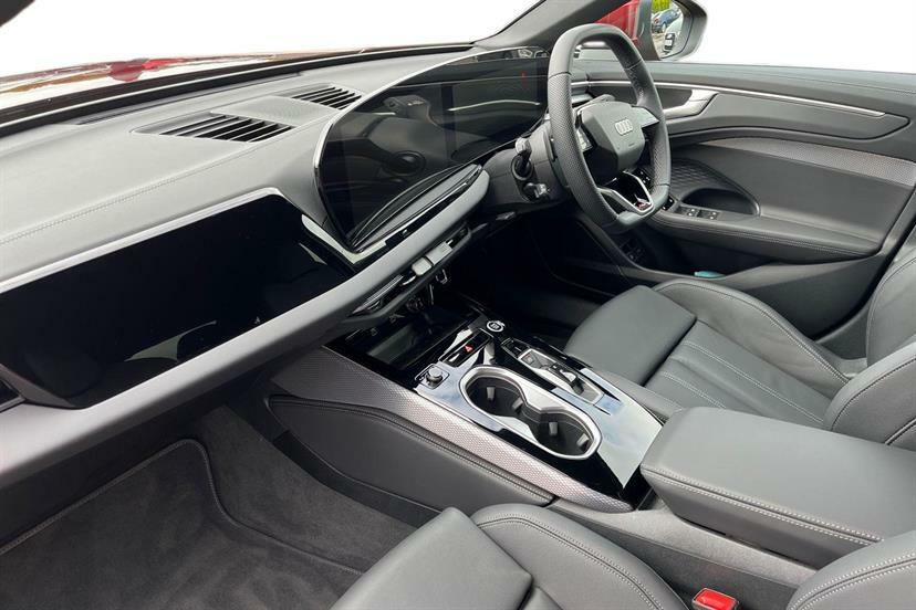 Audi A6 2.0 E-hybrid Quattro 299 S Line S Tronic AO26JVD Red #2