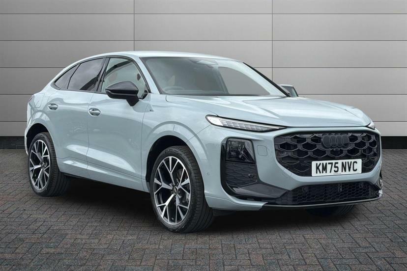 Audi Q3 1.5 E-hybrid Launch Edition S Tronic Grey