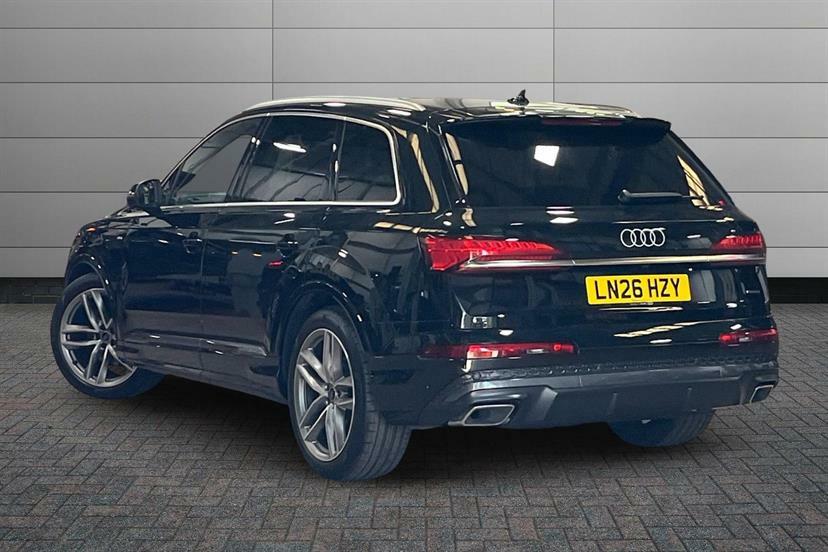 Audi Q7 55 Tfsi Quattro S Line Tiptronic Tech Pack LN26HZY Black #3