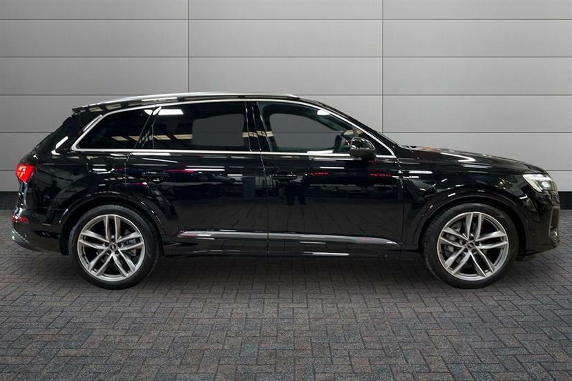 Audi Q7 55 Tfsi Quattro S Line Tiptronic Tech Pack LN26HZY Black #4
