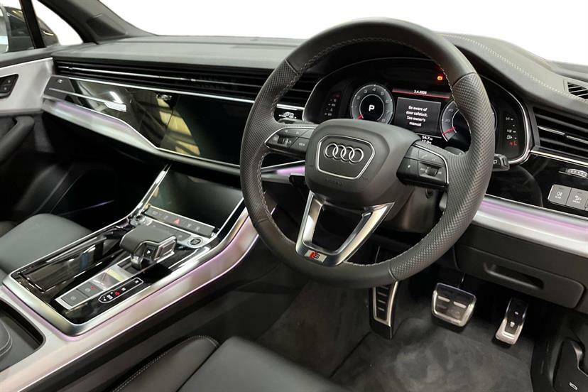 Audi Q7 55 Tfsi Quattro S Line Tiptronic Tech Pack LN26HZY Black #6