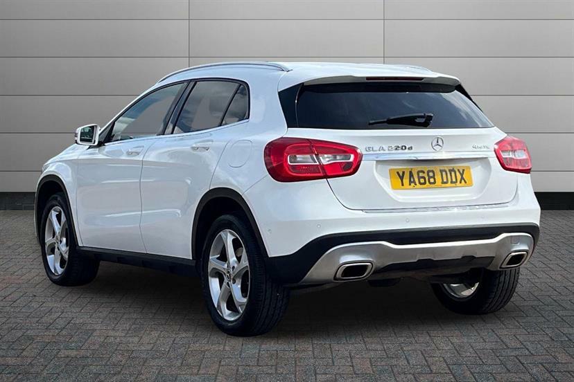 Mercedes-Benz GLA Class 220D 4Matic Sport Executive YA68DDX White #2