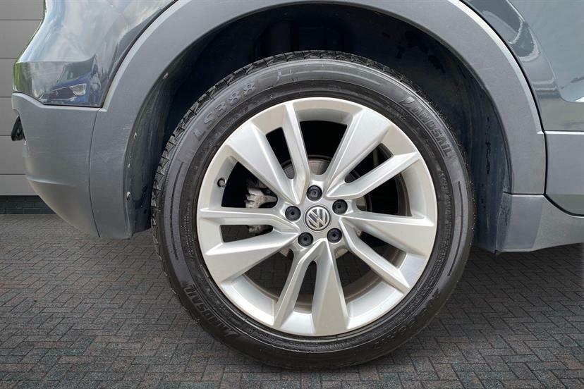 Volkswagen T-Cross 1.0 Tsi 115 Se MD69KYV Grey #5