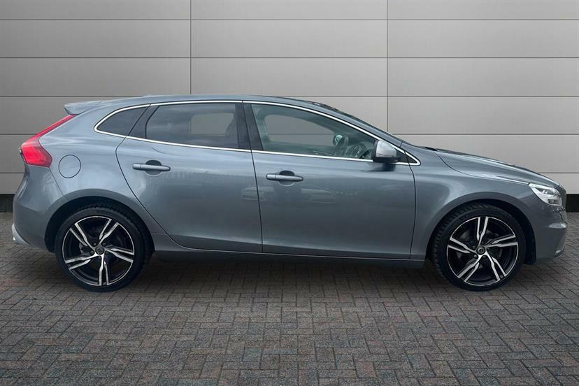Volvo V40 T3 152 R Design Pro Grey #4