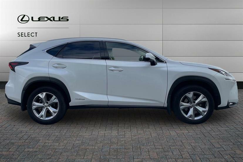 Lexus NX 300H 2.5 Premier Cvt White #4