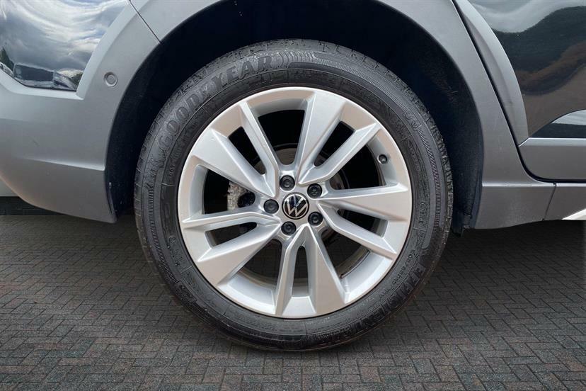 Volkswagen Taigo 1.0 Tsi 115 Match GL25HHF Black #5