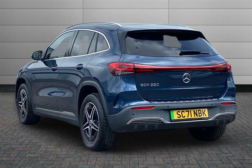 Mercedes-Benz EQA 250 140Kw Amg Line 66.5Kwh SC71NBK Blue #2
