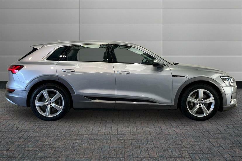 Audi E-tron 230Kw 50 Quattro 71Kwh Technik MD71BKE Silver #4